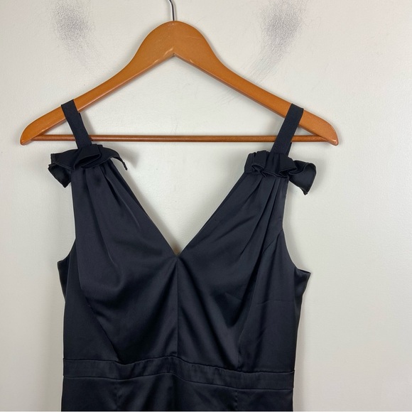 Prabal Gurung Black Satin Ruffle‎ Midi V-Neck Dress Silky Size 4 Luxury Event - Picture 3 of 14